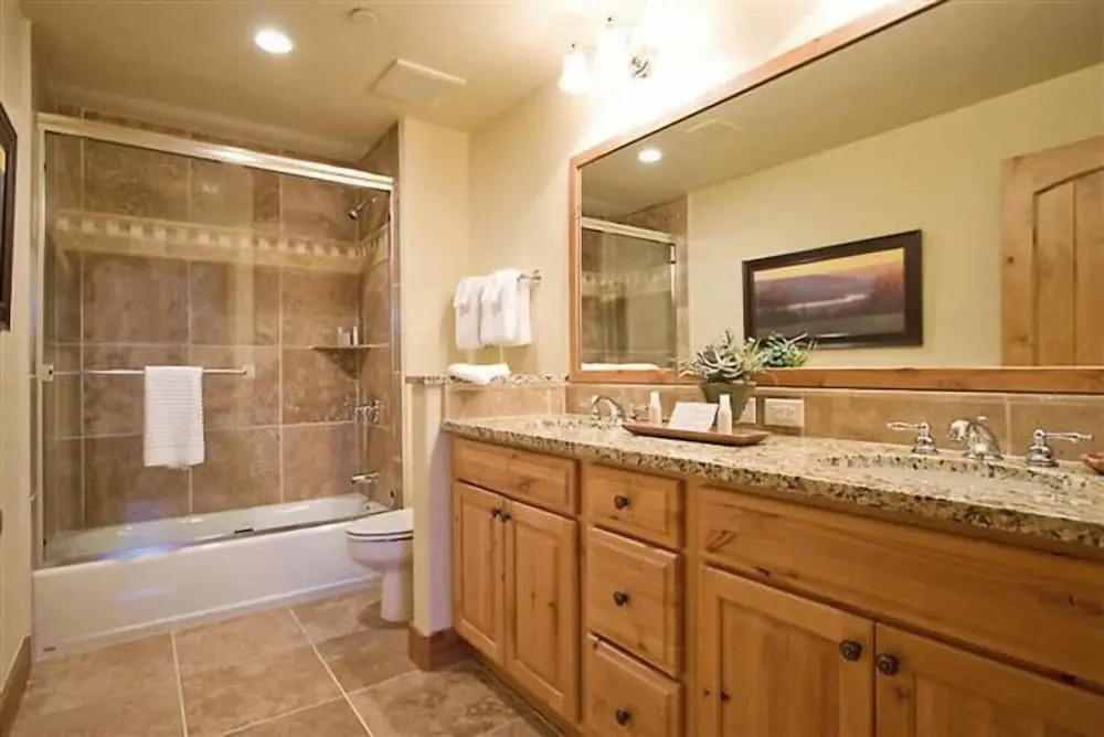 5106 Emerald Lodge, Trappeur's Crossing Apartment 5