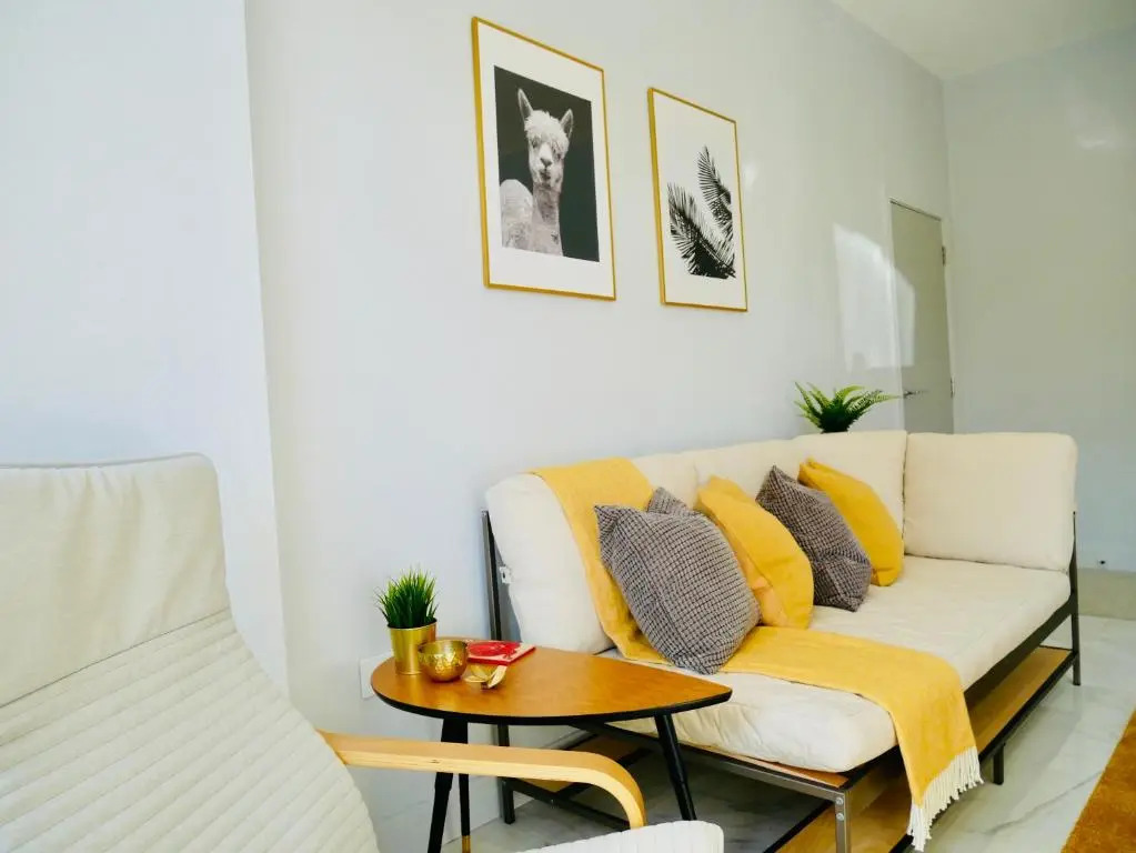 Luxury 3 bedroom Apartment near Bournemouth Beach & Poole