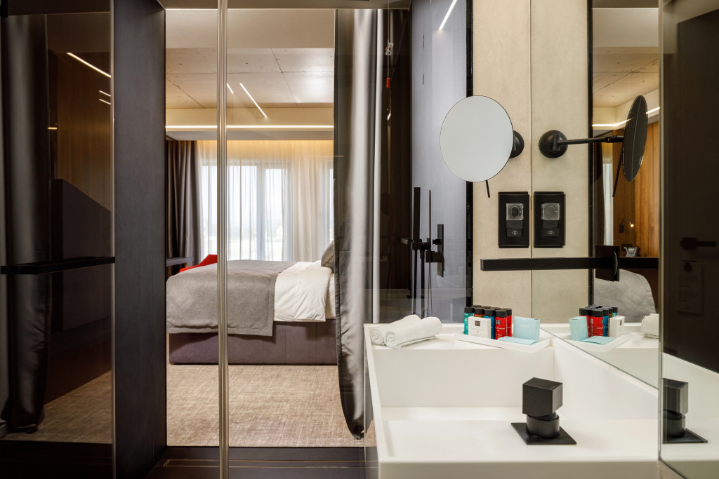 Qosmo Brasov Hotel
