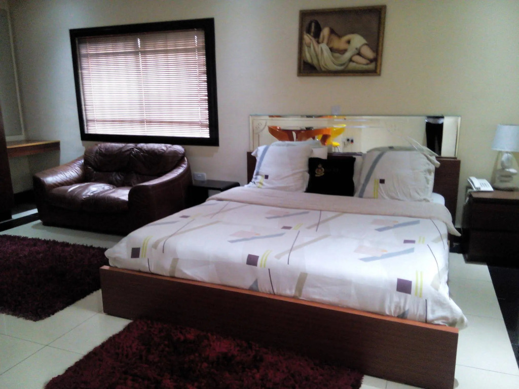 Marshal Suites Luxury Apartments