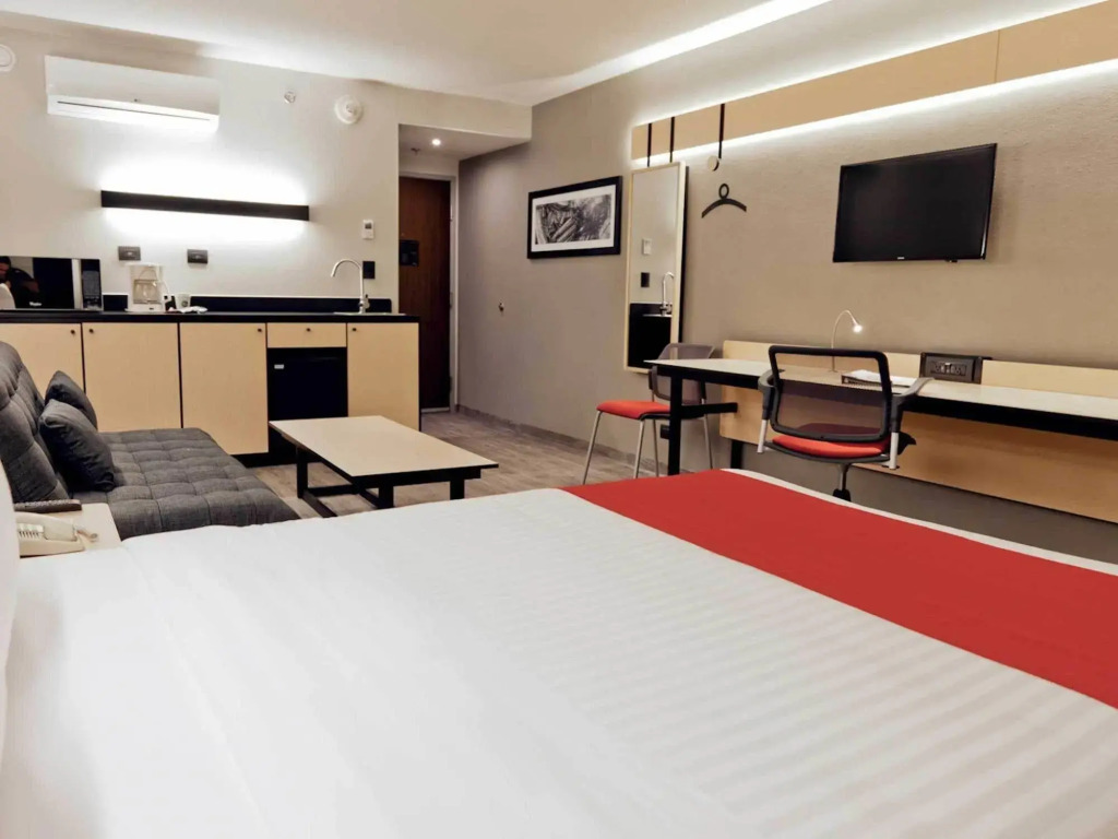 City Express Plus by Marriott Guadalajara Palomar