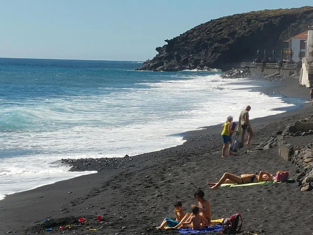 THE HAPPINESS PENTHOUSE 100m Beach & Sunset View - Welcoming Cava included - Dream Holidays at Tenerife!