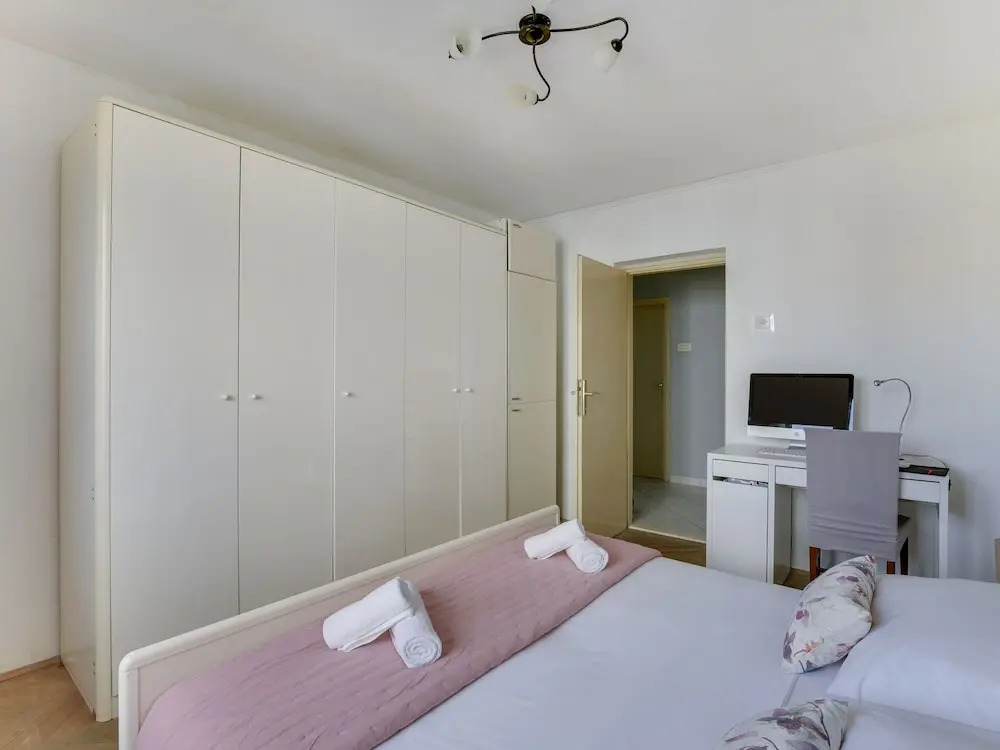 Homely Apartment in Split near Sea