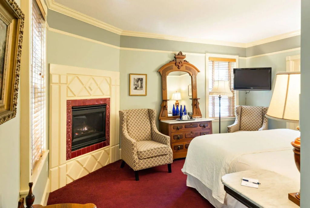 Brass Key Guesthouse Adults Only