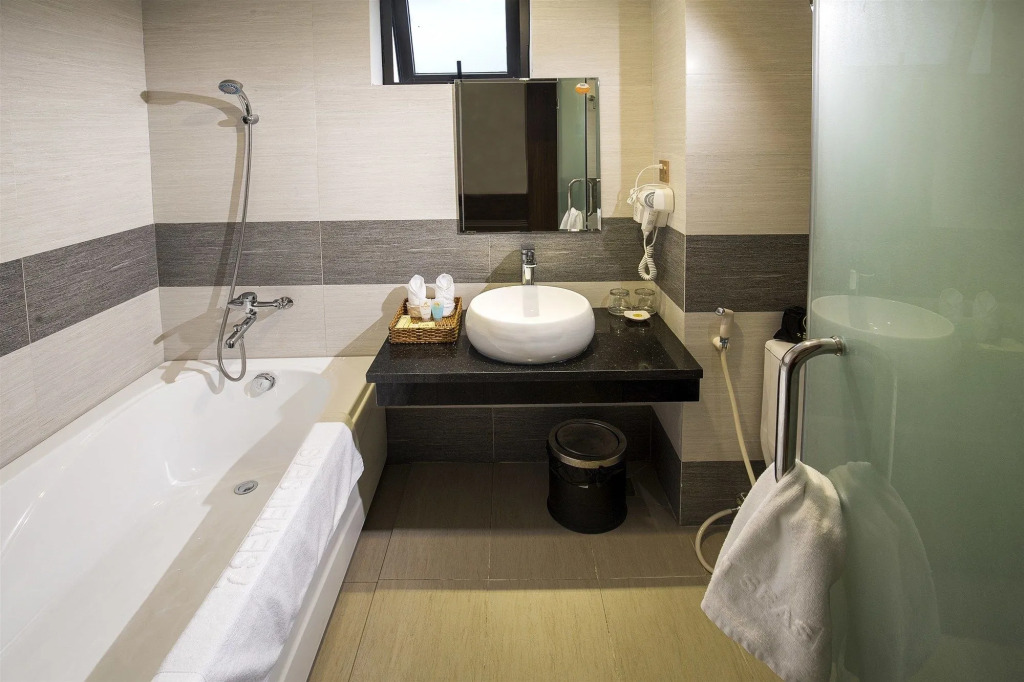 7 Seven Sea Hotel