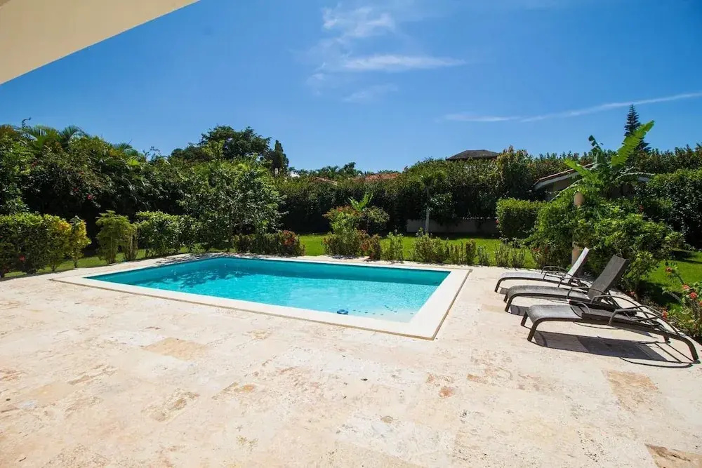 Sunny Days and Tropical Nights Await you