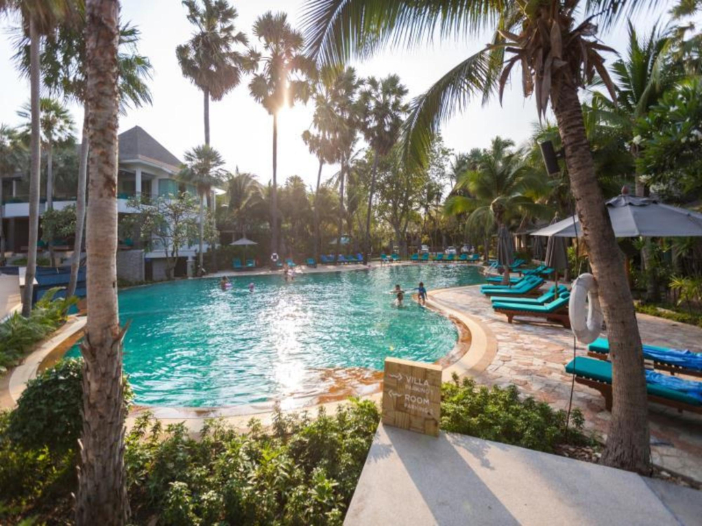 Bann Pantai Resort