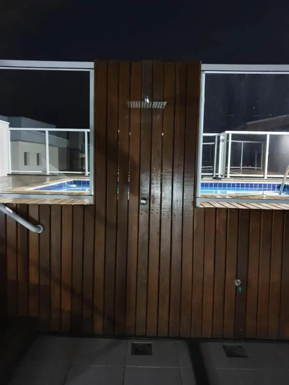 Ubatuba - Apartamento com Churrasqueira e Piscina