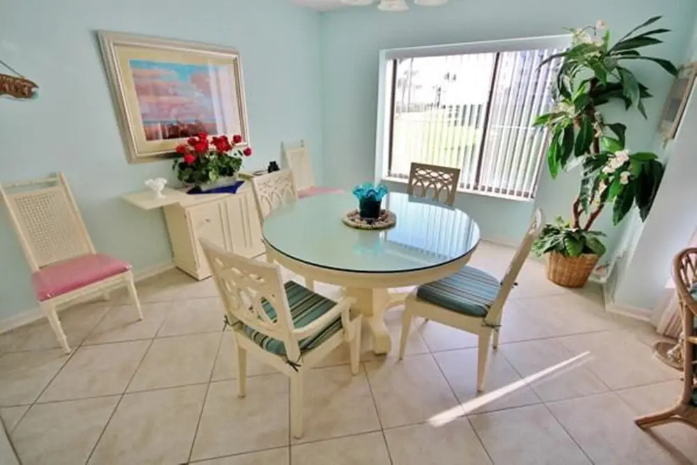Errol by the Sea 115 Apartment 2