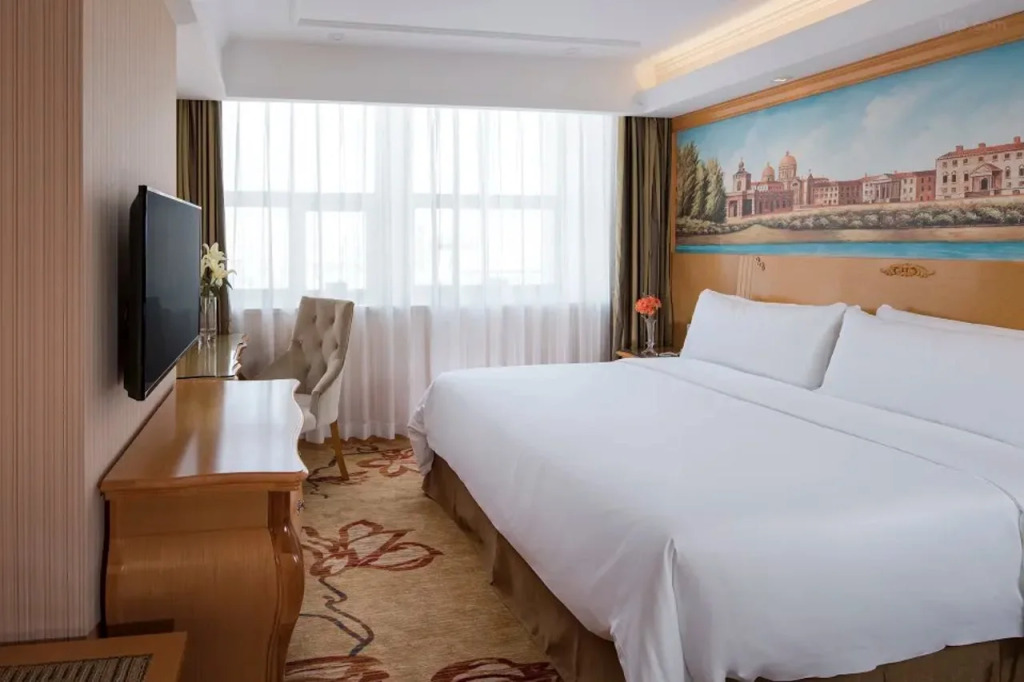 Vienna Hotel(Shenzhen Shajing Jingji Baina)