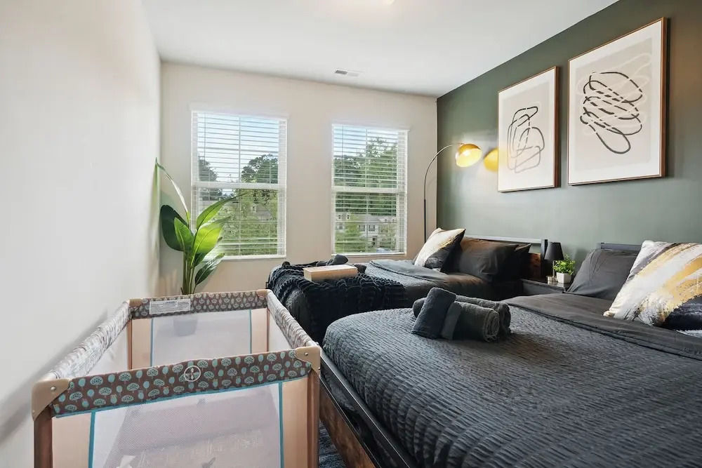 King 3BR Townhouse Mins to Cary NC State