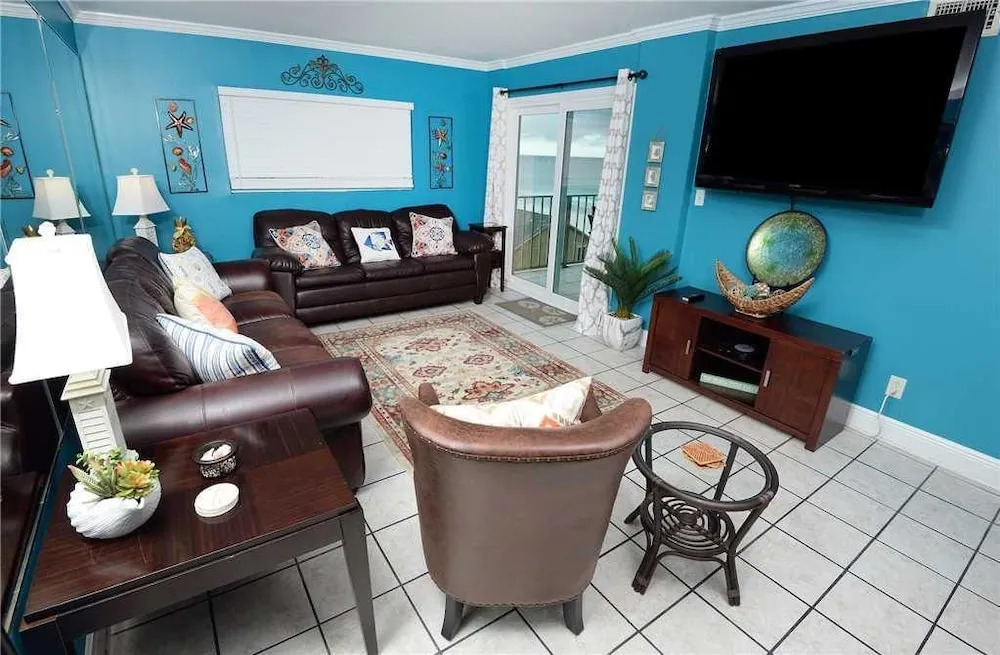 Regency Towers 624 - Three Bedroom Condo