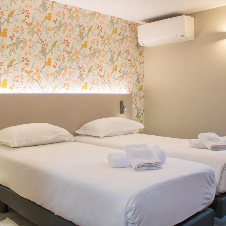 Brit Hotel Avignon Sud Le Calendal