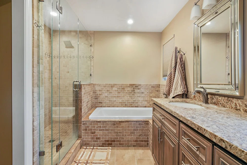 Luxe 3br W/ Stunning Canyon Views 3 Bedroom Home