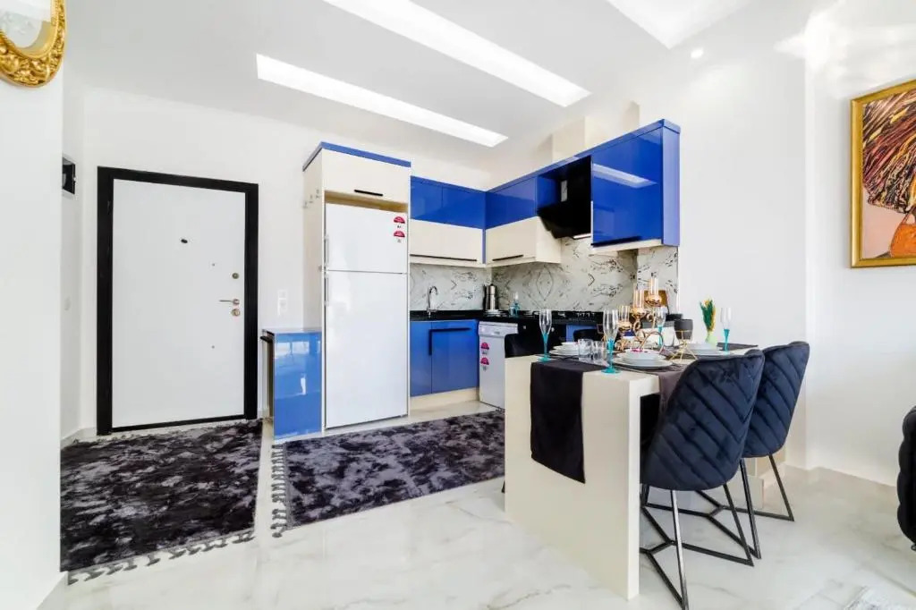 Suit Residence