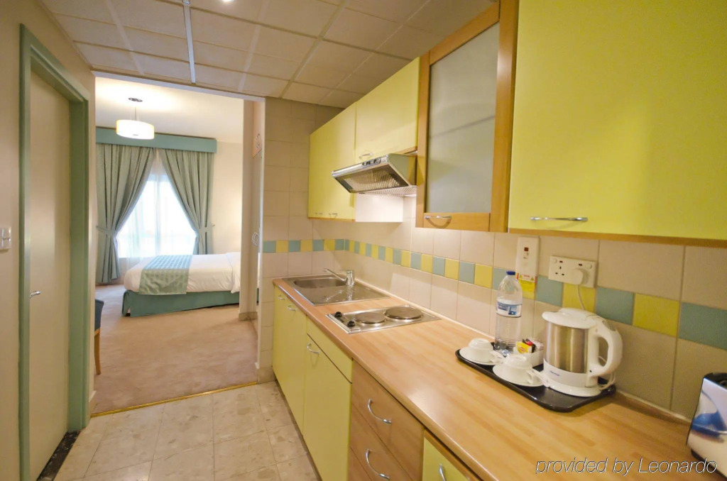 Отель Al Bustan Center & Residence