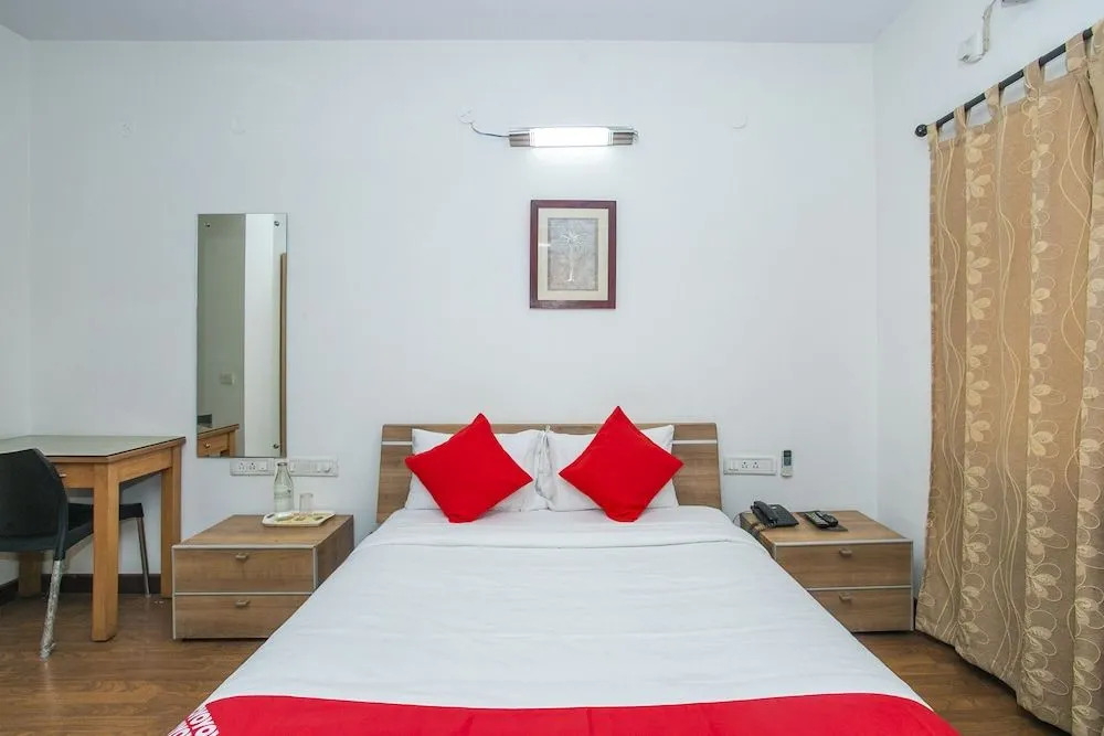 OYO 24481 Hotel Serenity Inn