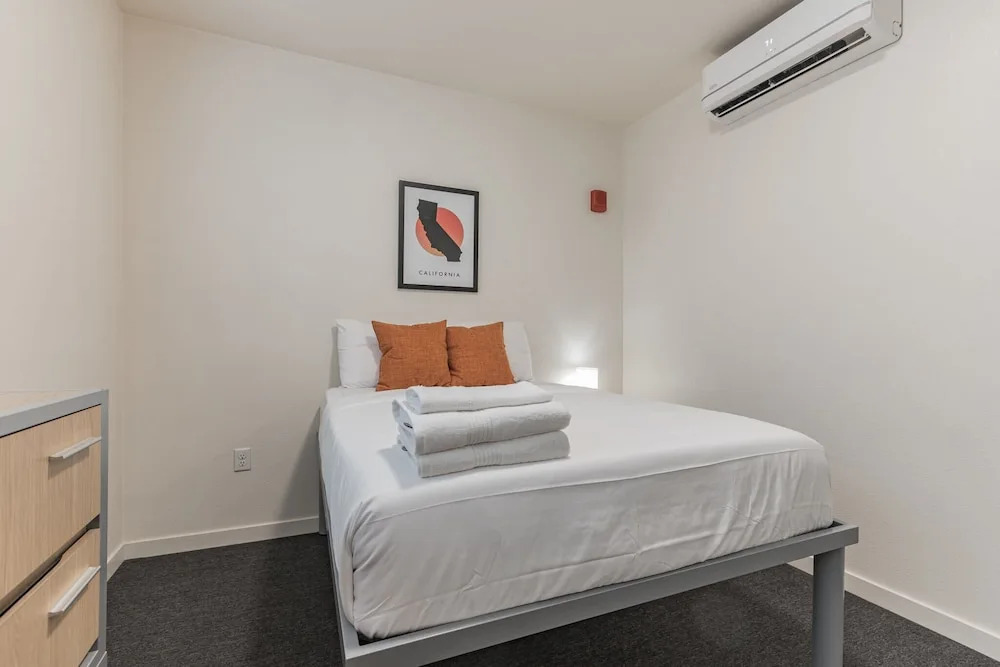 Modern Apartment With Upgraded Amenities Near CSU