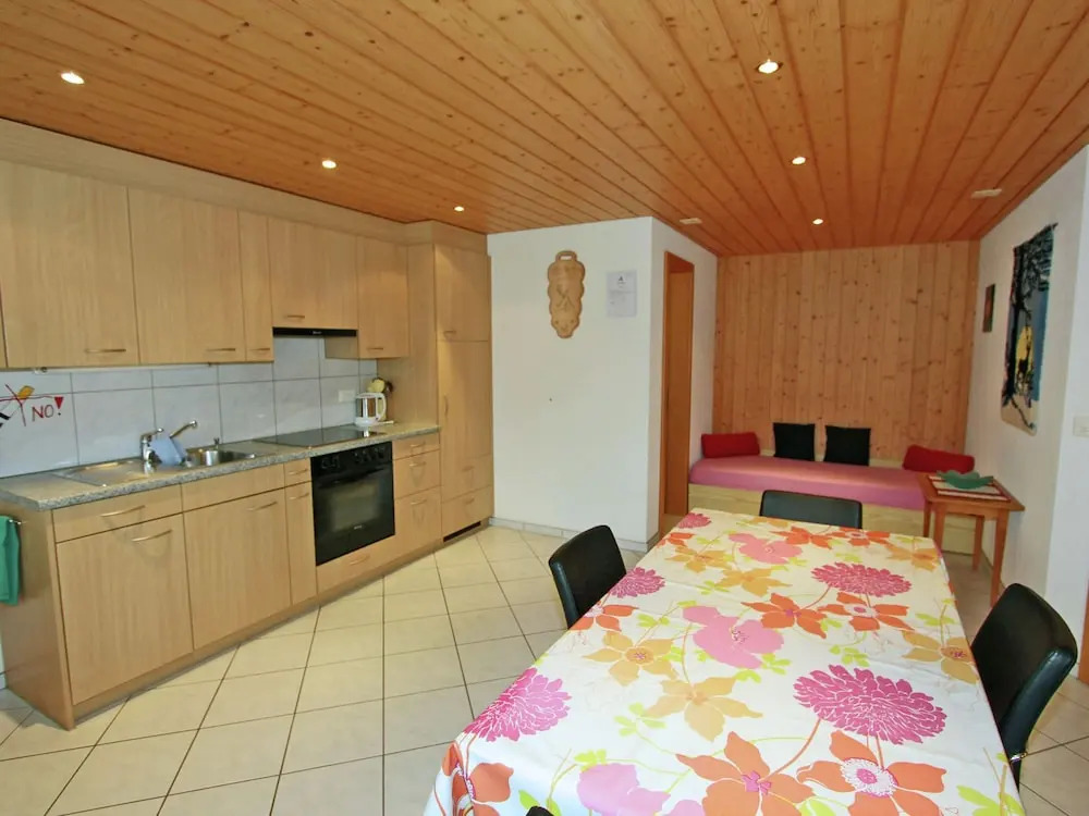 Comfortable Apartment at the Ground Floor, Terrace With View at the Wetterhorn
