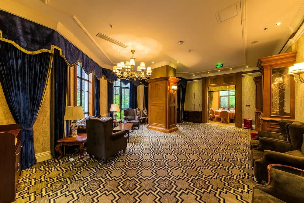 Howard Johnson Life Mountain View Chengdu