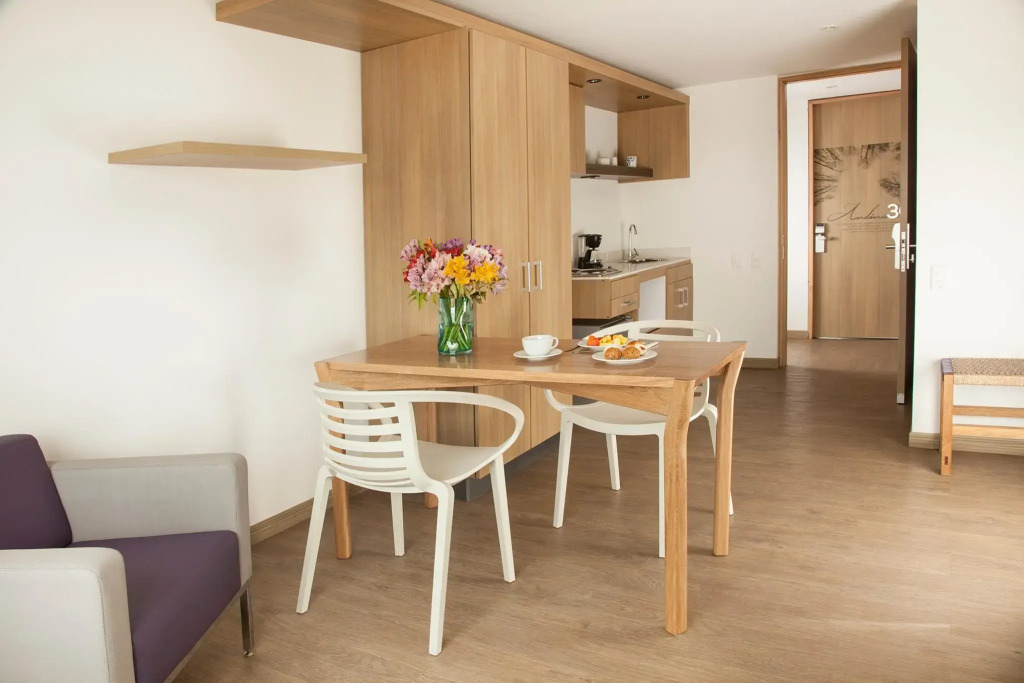 Hotel Viaggio Teleport City Suites