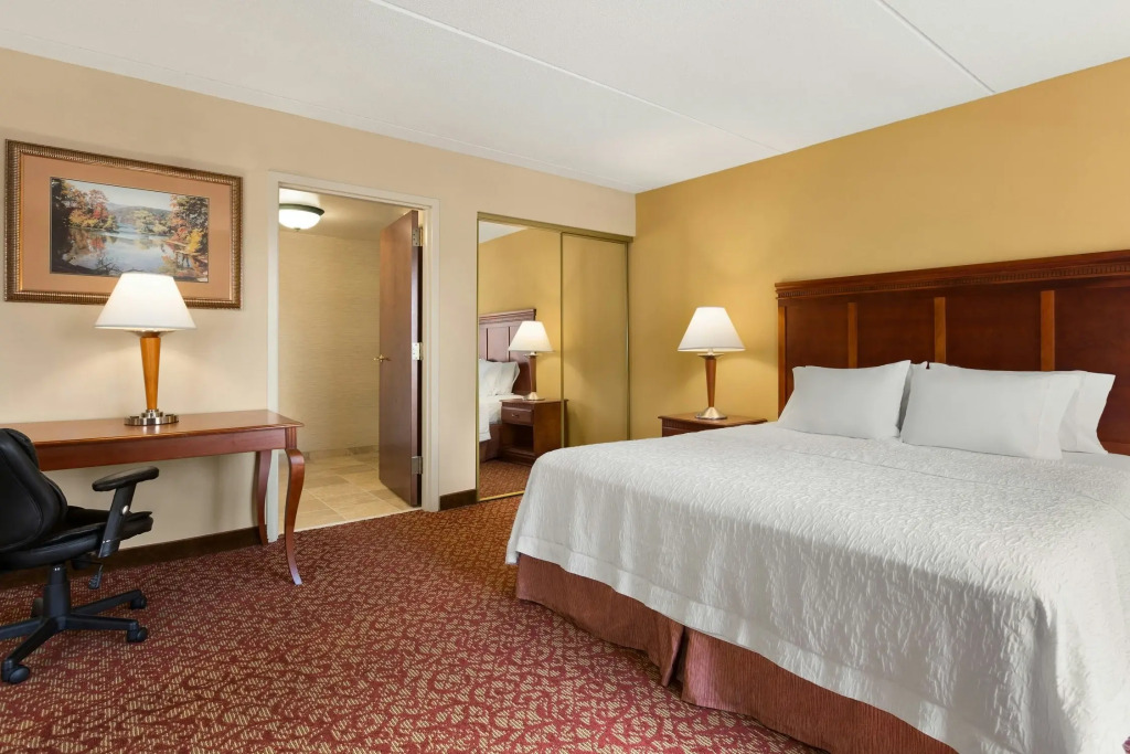 Hampton Inn & Suites Williamsburg Historic District