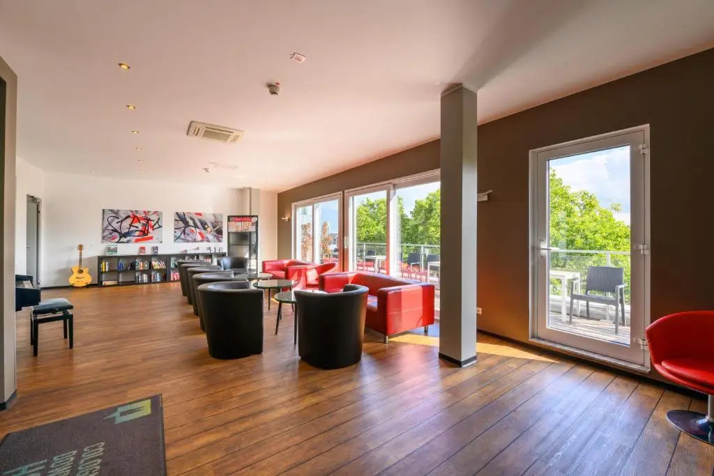 Art Rock Downtown Hotel