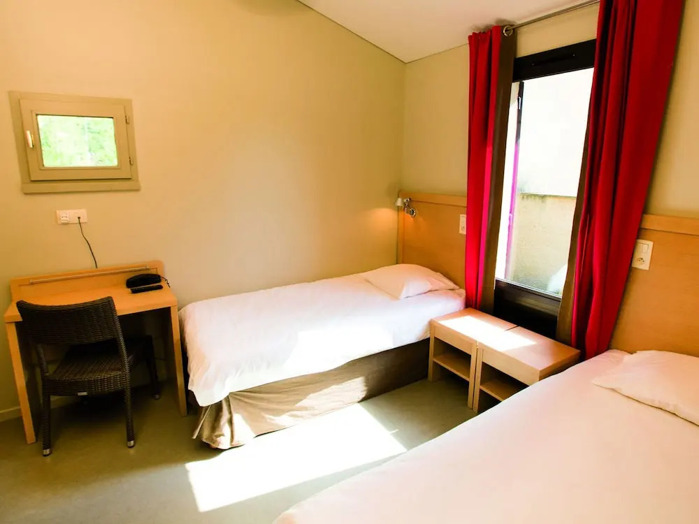 Well-kept Apartment in the Lubéron Near a spa Resort