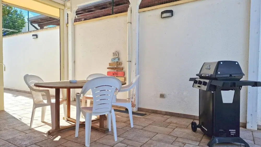 Villa Fede - 3 Bedrooms 2 Bathrooms air Conditioning by the sea
