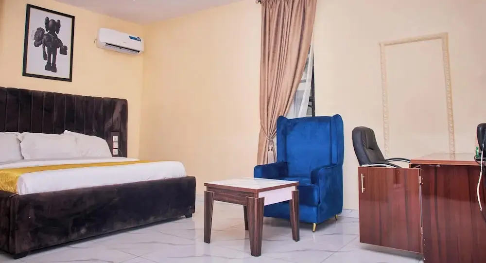 Ozigrand Hotel