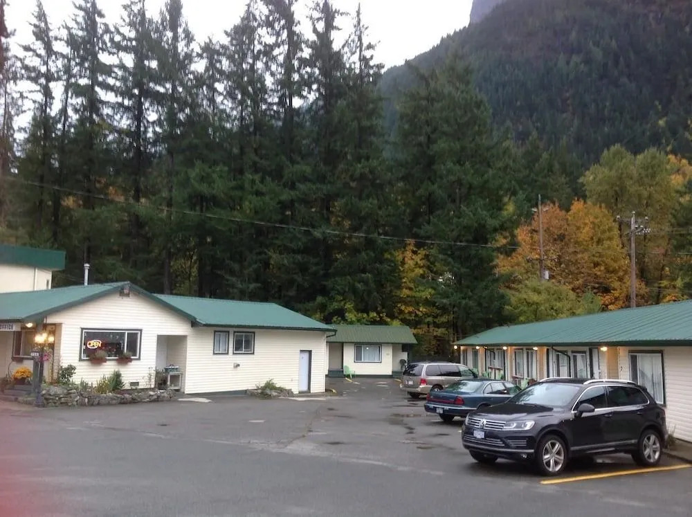 Coquihalla Motel