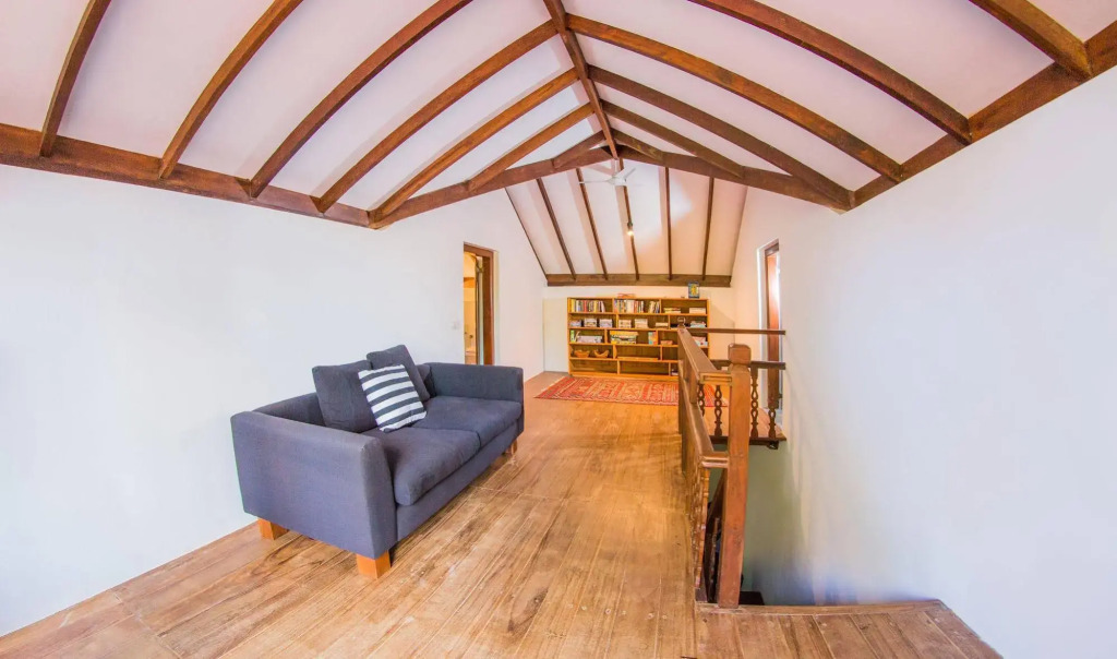 MO River House Luxury Villa