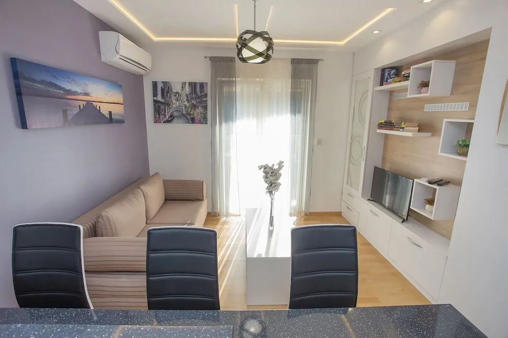 Lux Apartment Goodness
