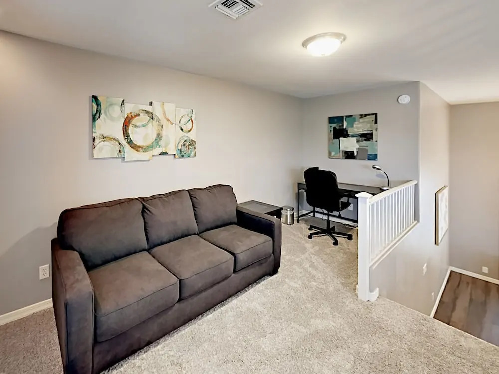 15221 Clubgate Drive Condo Unit 2104 1 Bedroom 1.5 Bathroom Condo