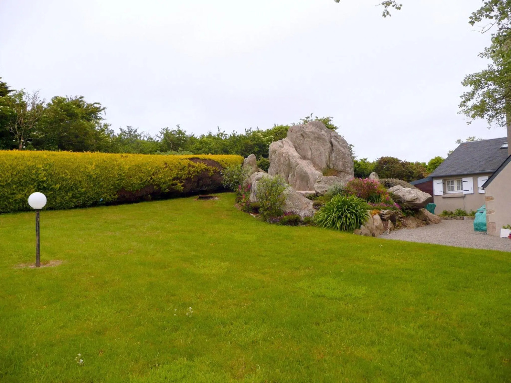 Semi-detached House, Guisseny