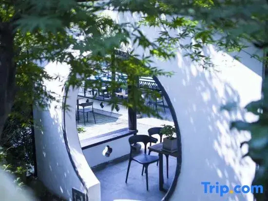 Jiashu Yunshe Hostel