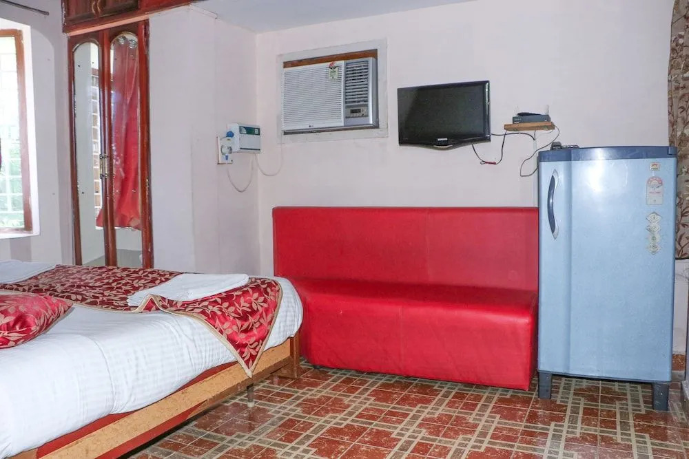 ULO Sai Jayanth Guest House