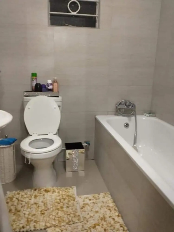 Spacious, With Great Design 2 Bedroomed Apartment