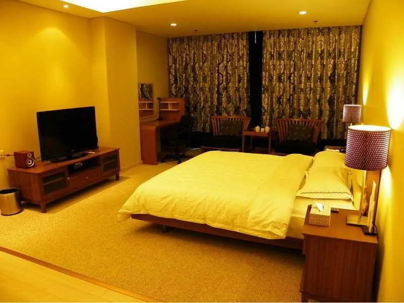 Shangru Yangguang