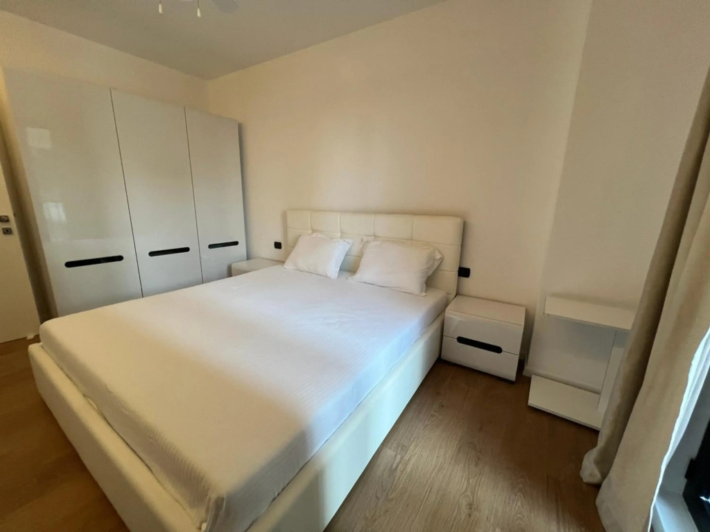 Lovely 1 Bedroom & 1 living room in Tirana Center.