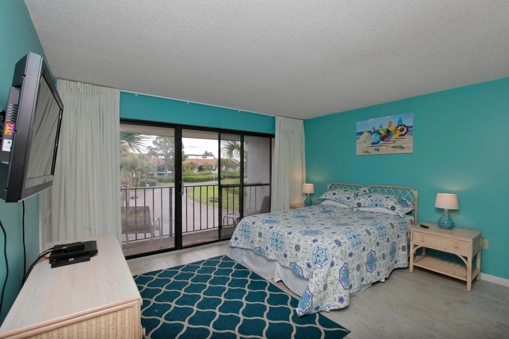 Edgewater Beach & Golf Resort by Panhandle Getaways
