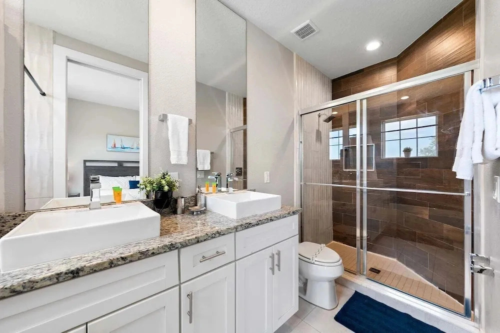 Townhouse 4 Bedrooms 5 Min to Disney