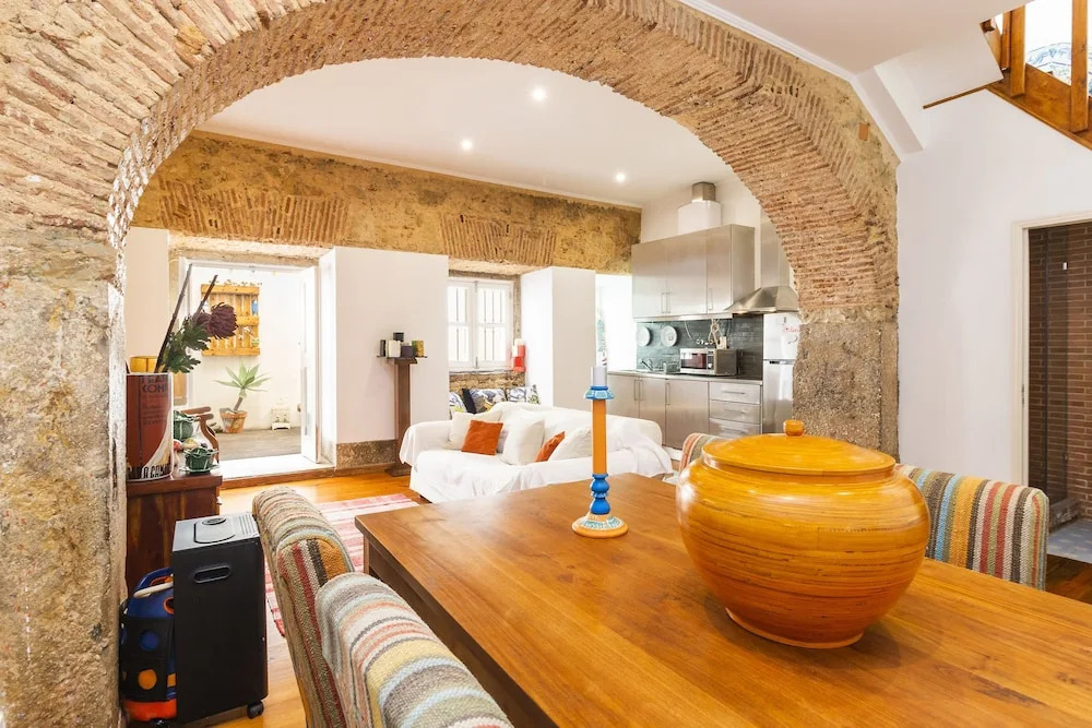 Leisure Luxury Downtown Duplex Lisbon by Altido
