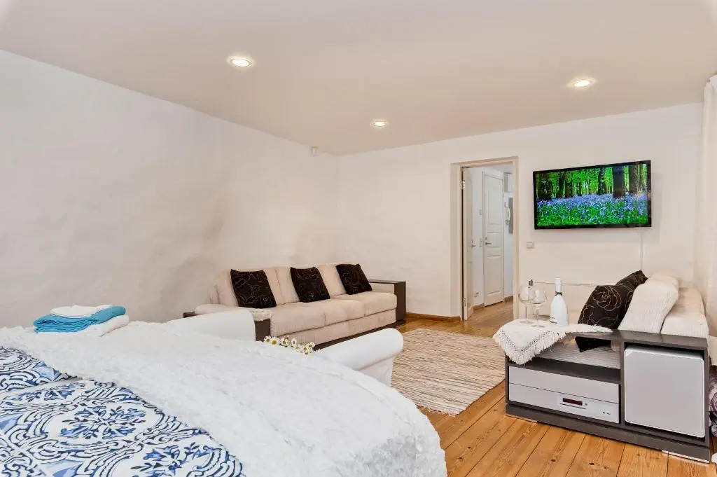 Old Town Central Apartment