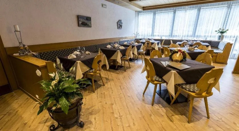 Al Bivio - Hotel & Apartments