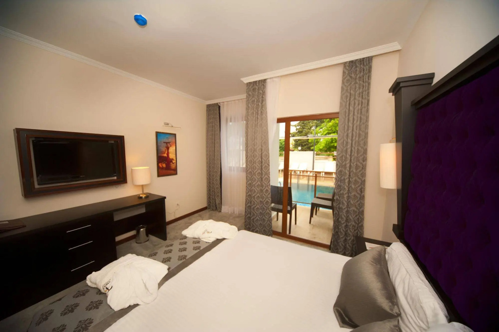 Blueberry Boutique Hotel