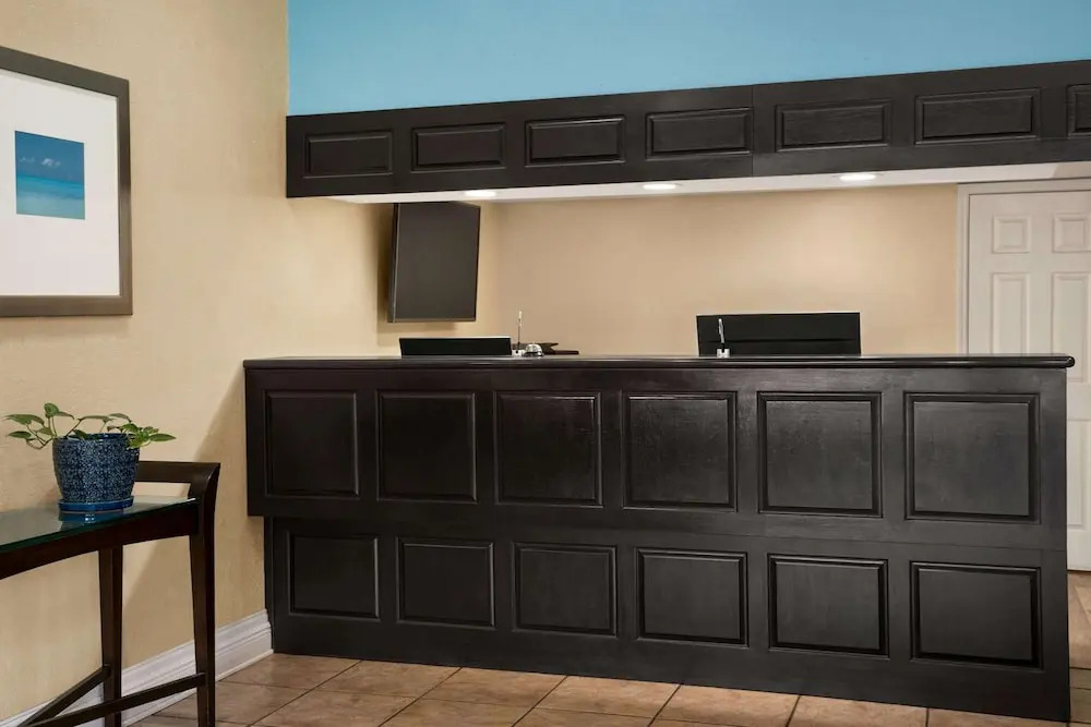 Americas Best Value Inn - Gulfport