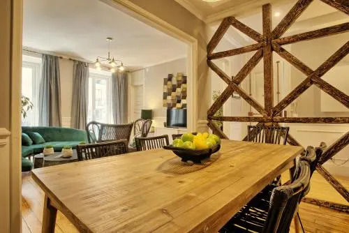 Angel's Chic Duplex