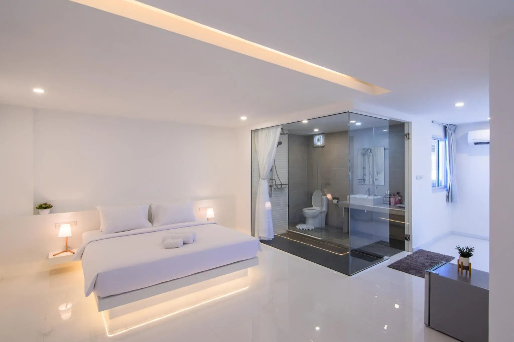 The White Hotel By Charoensri (SHA Extra Plus)