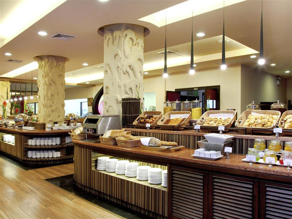Novotel Phuket Vintage Park Resort